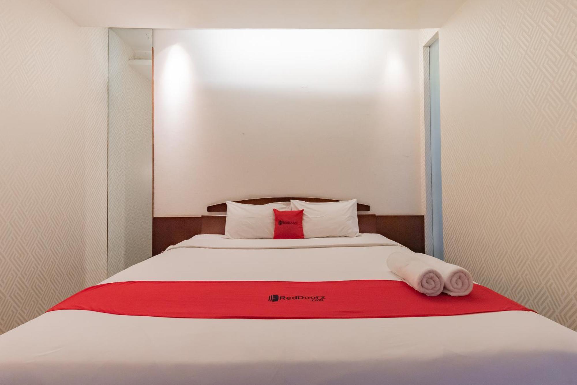 Reddoorz Plus @ Cipaganti Street 3 บันดุง ภายนอก รูปภาพ
