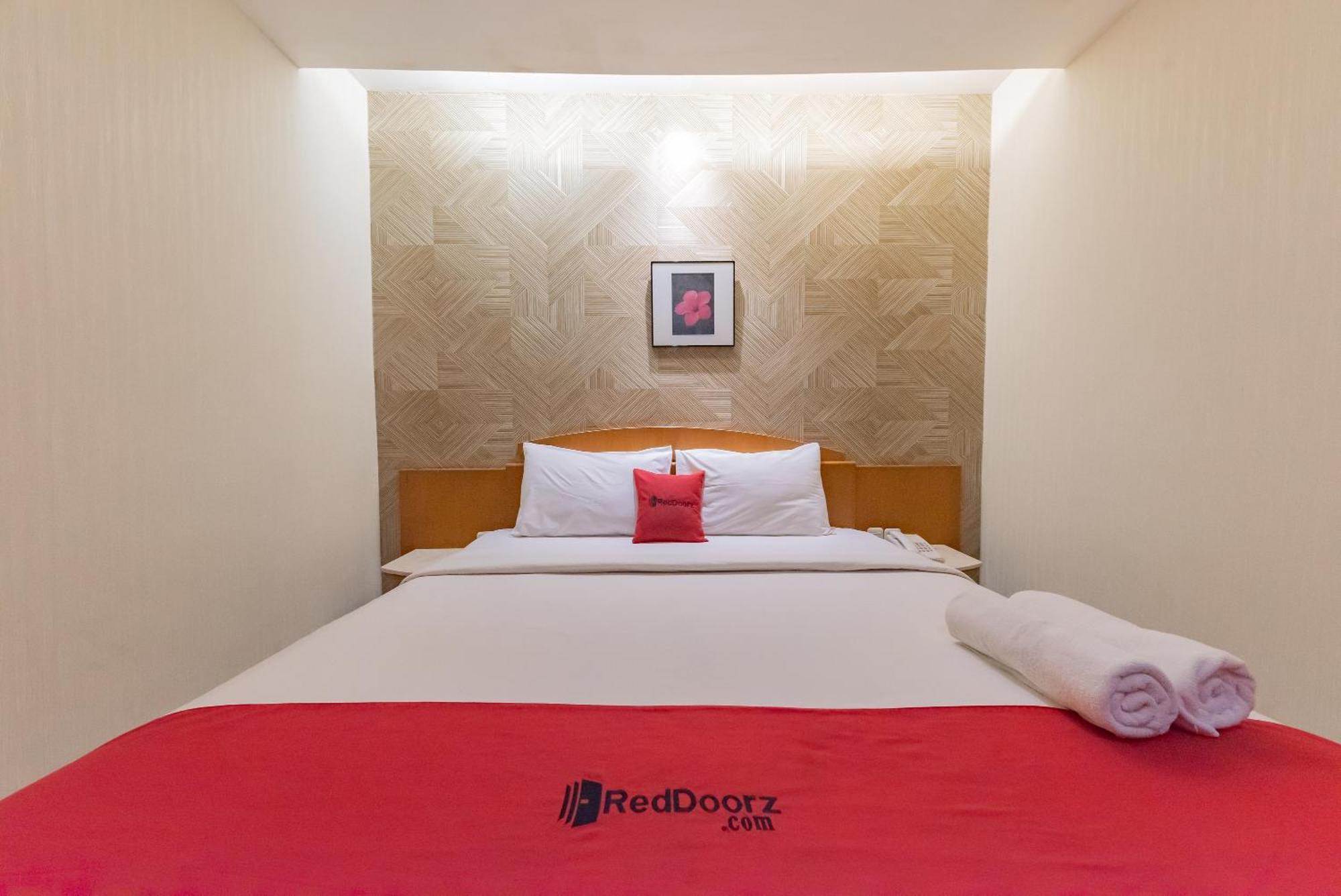 Reddoorz Plus @ Cipaganti Street 3 บันดุง ภายนอก รูปภาพ